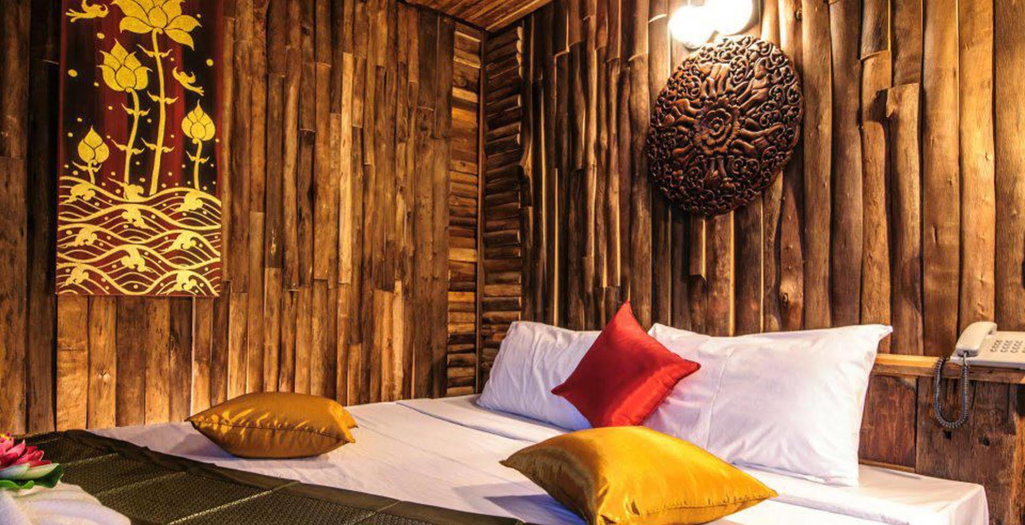 Chart Trip Resort Накхонратчасіма Екстер'єр фото